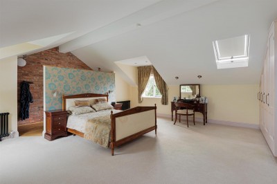 Images for 35 Moss Road, Alderley Edge, SK9 EAID:2458577900 BID:8a55d7cc-7486-4316-8378-2d408d675aae