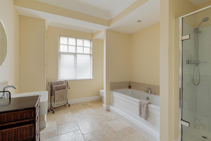 Images for 35 Moss Road, Alderley Edge, SK9