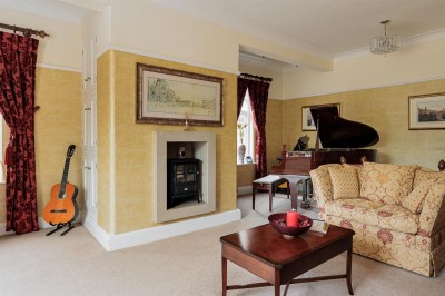 Images for 35 Moss Road, Alderley Edge, SK9 EAID:2458577900 BID:8a55d7cc-7486-4316-8378-2d408d675aae