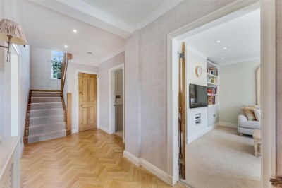 Images for Moss Road, Alderley Edge, SK9 EAID:2458577900 BID:8a55d7cc-7486-4316-8378-2d408d675aae