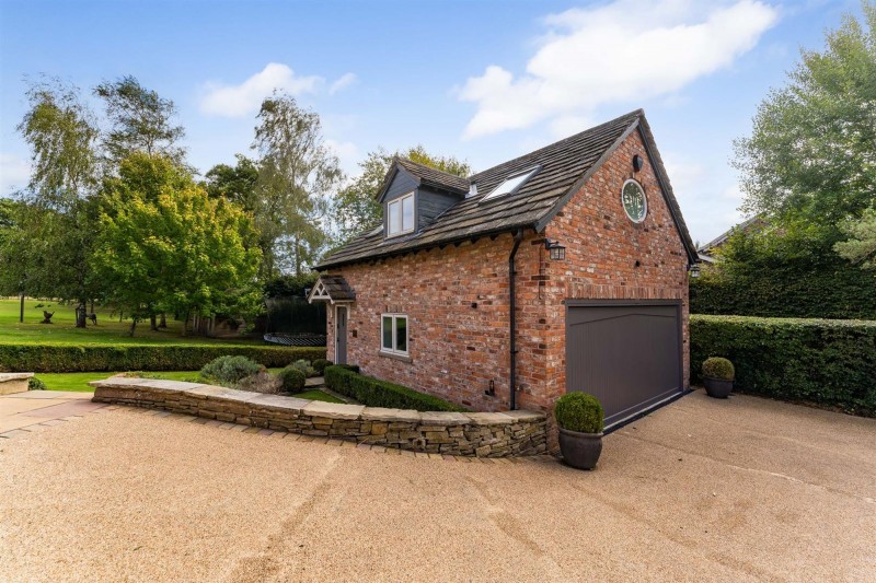 Images for Moss Road, Alderley Edge, SK9