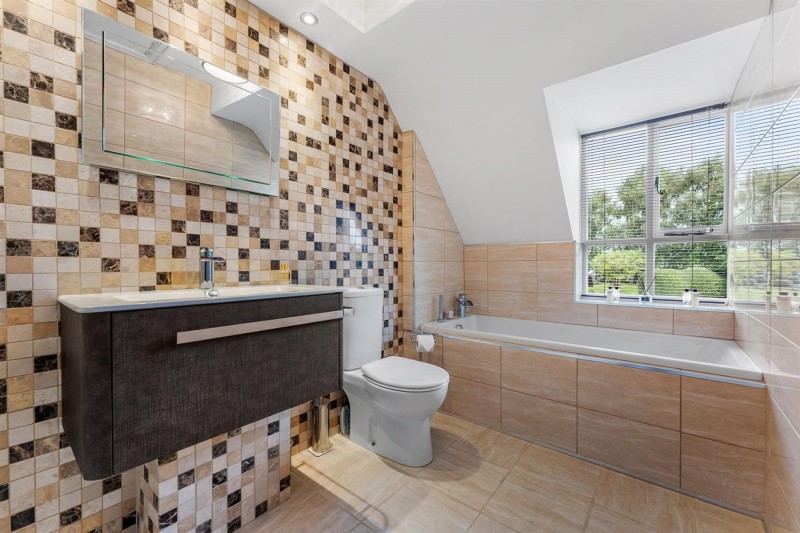 Images for Woodford Lane, Newton, SK10