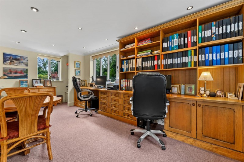 Images for Woodford Lane, Newton, SK10