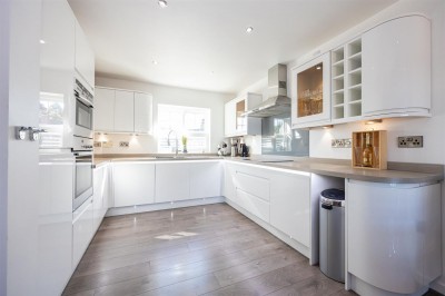 Images for Chapel Road, Alderley Edge, SK9 EAID:2458577900 BID:8a55d7cc-7486-4316-8378-2d408d675aae