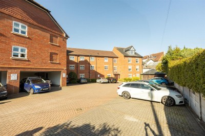 Images for Chapel Road, Alderley Edge, SK9 EAID:2458577900 BID:8a55d7cc-7486-4316-8378-2d408d675aae
