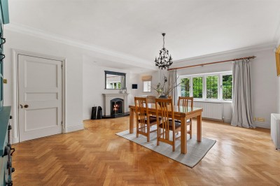 Images for Weston Road, Wilmslow, SK9 EAID:2458577900 BID:8a55d7cc-7486-4316-8378-2d408d675aae