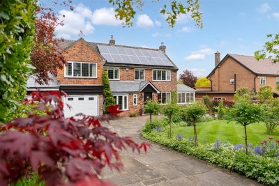 Images for 16 Meadow Drive, Prestbury, SK10 EAID:2458577900 BID:8a55d7cc-7486-4316-8378-2d408d675aae