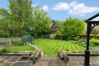 Images for 16 Meadow Drive, Prestbury, SK10 EAID:2458577900 BID:8a55d7cc-7486-4316-8378-2d408d675aae