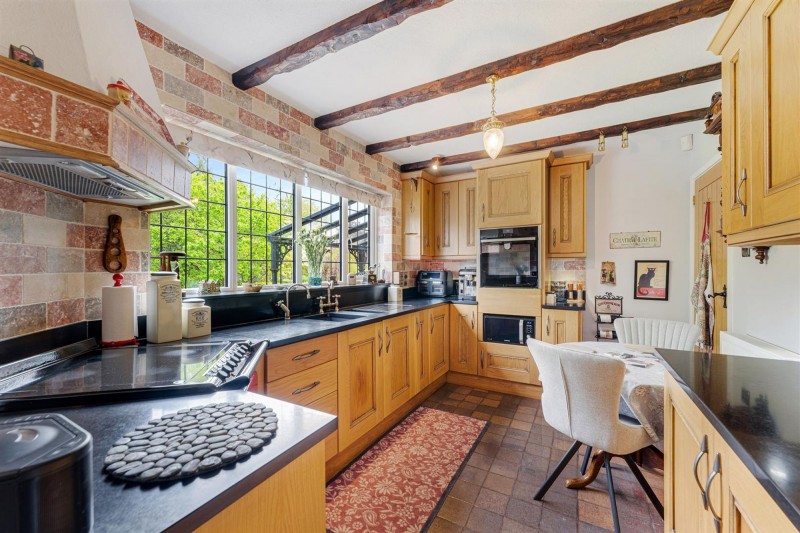 Images for 16 Meadow Drive, Prestbury, SK10
