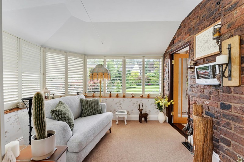 Images for 16 Meadow Drive, Prestbury, SK10