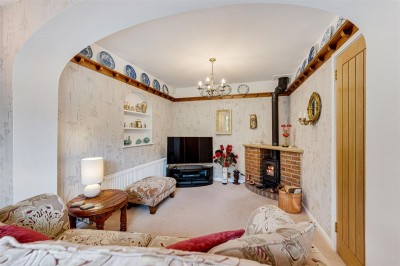 Images for 16 Meadow Drive, Prestbury, SK10 EAID:2458577900 BID:8a55d7cc-7486-4316-8378-2d408d675aae