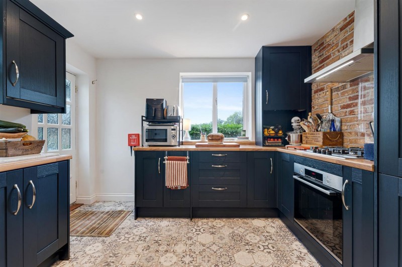 Images for Cross Lane, Kermincham, CW12