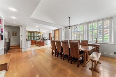 Images for Macclesfield Road, Alderley Edge, SK9 EAID:2458577900 BID:8a55d7cc-7486-4316-8378-2d408d675aae