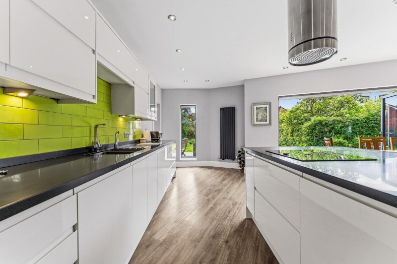 Images for Deneway, Bramhall, SK7
