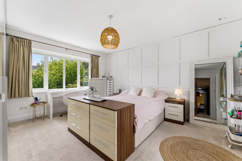 Images for Deneway, Bramhall, SK7