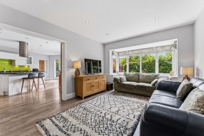 Images for Deneway, Bramhall, SK7 EAID:2458577900 BID:cc3b723c-d9b3-4363-98e9-f3a7b04b7bc7