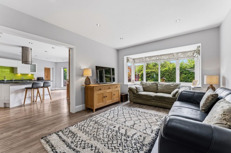 Images for Deneway, Bramhall, SK7