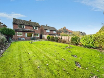 Images for Dean Drive, Wilmslow, SK9 EAID:2458577900 BID:e404b33c-5432-4407-98b1-6138fbb79b1b