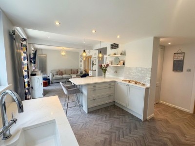Images for Church Road, Wilmslow, SK9 EAID:2458577900 BID:e404b33c-5432-4407-98b1-6138fbb79b1b