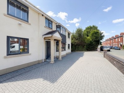 Images for Newlands Drive, Wilmslow, SK9 EAID:2458577900 BID:e404b33c-5432-4407-98b1-6138fbb79b1b
