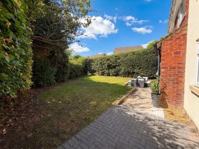 Images for Newlands Drive, Wilmslow, SK9 EAID:2458577900 BID:e404b33c-5432-4407-98b1-6138fbb79b1b