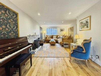 Images for Hazelwood Road, Wilmslow, SK9 EAID:2458577900 BID:e404b33c-5432-4407-98b1-6138fbb79b1b