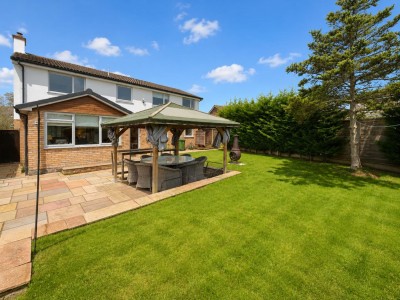 Images for Hazelwood Road, Wilmslow, SK9 EAID:2458577900 BID:e404b33c-5432-4407-98b1-6138fbb79b1b