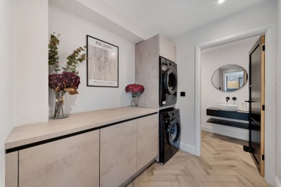 Images for Totnes Avenue, Bramhall, SK7 EAID:2458577900 BID:cc3b723c-d9b3-4363-98e9-f3a7b04b7bc7
