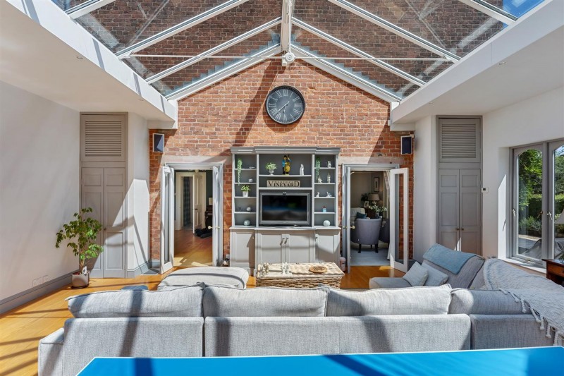 Images for 89 Knutsford Road, Alderley Edge, SK9