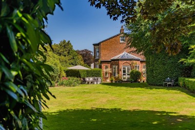Images for 89 Knutsford Road, Alderley Edge, SK9 EAID:2458577900 BID:8a55d7cc-7486-4316-8378-2d408d675aae