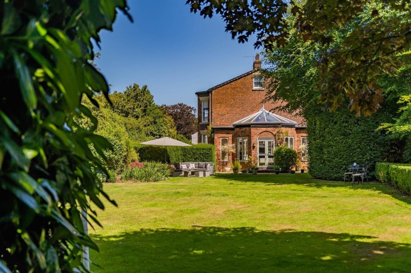 Images for 89 Knutsford Road, Alderley Edge, SK9