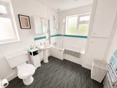 Images for Ravenswood Road, Wilmslow, SK9 EAID:2458577900 BID:e404b33c-5432-4407-98b1-6138fbb79b1b
