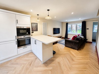Images for Dorchester Close, Wilmslow, SK9 EAID:2458577900 BID:e404b33c-5432-4407-98b1-6138fbb79b1b