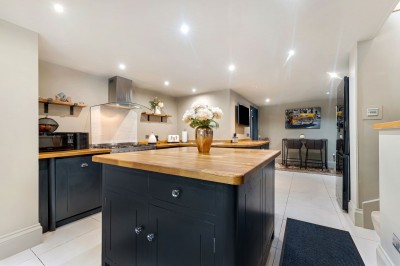 Images for Davey Lane, Alderley Edge, SK9 EAID:2458577900 BID:e404b33c-5432-4407-98b1-6138fbb79b1b