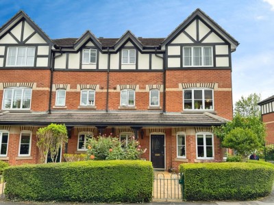 Images for Tudor Court, Bramhall, SK7 EAID:2458577900 BID:cc3b723c-d9b3-4363-98e9-f3a7b04b7bc7