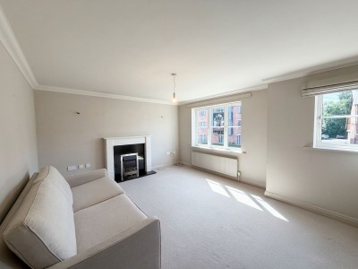 Images for Tudor Court, Bramhall, SK7 EAID:2458577900 BID:cc3b723c-d9b3-4363-98e9-f3a7b04b7bc7