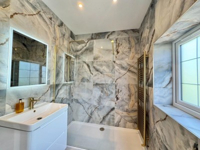 Images for Adlington Road, Wilmslow, SK9 EAID:2458577900 BID:e404b33c-5432-4407-98b1-6138fbb79b1b