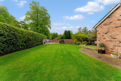 Images for Harefield Drive, Wilmslow, SK9 EAID:2458577900 BID:e404b33c-5432-4407-98b1-6138fbb79b1b