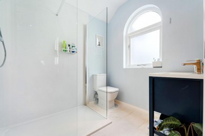 Images for Harefield Drive, Wilmslow, SK9 EAID:2458577900 BID:e404b33c-5432-4407-98b1-6138fbb79b1b