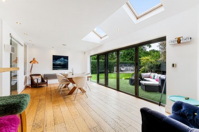 Images for Harefield Drive, Wilmslow, SK9 EAID:2458577900 BID:e404b33c-5432-4407-98b1-6138fbb79b1b