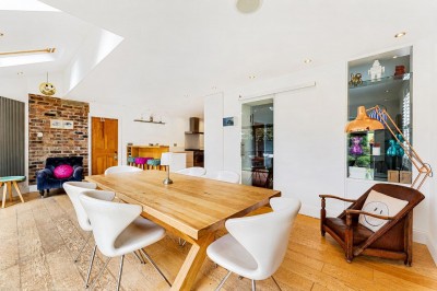 Images for Harefield Drive, Wilmslow, SK9 EAID:2458577900 BID:e404b33c-5432-4407-98b1-6138fbb79b1b