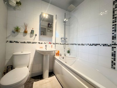 Images for Larchwood Drive, Wilmslow, SK9 EAID:2458577900 BID:e404b33c-5432-4407-98b1-6138fbb79b1b