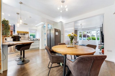 Images for Deanway, Wilmslow, SK9 EAID:2458577900 BID:e404b33c-5432-4407-98b1-6138fbb79b1b