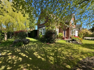Images for Fairbourne Avenue, Wilmslow, SK9 EAID:2458577900 BID:e404b33c-5432-4407-98b1-6138fbb79b1b