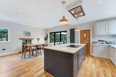 Images for Mount Pleasant, Wilmslow, SK9 EAID:2458577900 BID:e404b33c-5432-4407-98b1-6138fbb79b1b