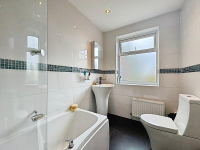 Images for Gravel Lane, Wilmslow, SK9 EAID:2458577900 BID:e404b33c-5432-4407-98b1-6138fbb79b1b