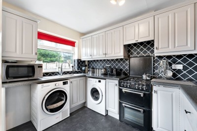 Images for Dawlish Close, Bramhall, SK7 EAID:2458577900 BID:cc3b723c-d9b3-4363-98e9-f3a7b04b7bc7