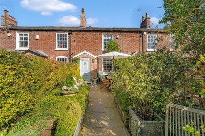 Images for 18 Bollin Grove, Prestbury, SK10 EAID:2458577900 BID:8a55d7cc-7486-4316-8378-2d408d675aae