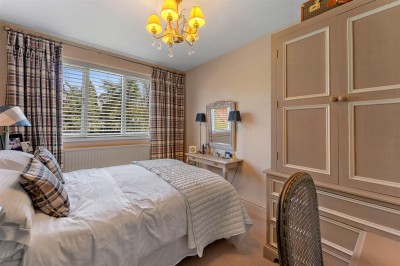 Images for 18 Bollin Grove, Prestbury, SK10 EAID:2458577900 BID:8a55d7cc-7486-4316-8378-2d408d675aae