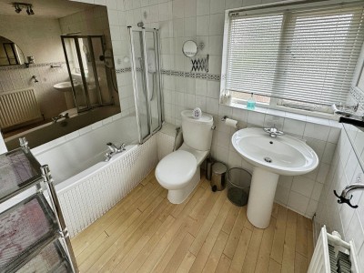 Images for Fulshaw Avenue, Wilmslow, SK9 EAID:2458577900 BID:8a55d7cc-7486-4316-8378-2d408d675aae